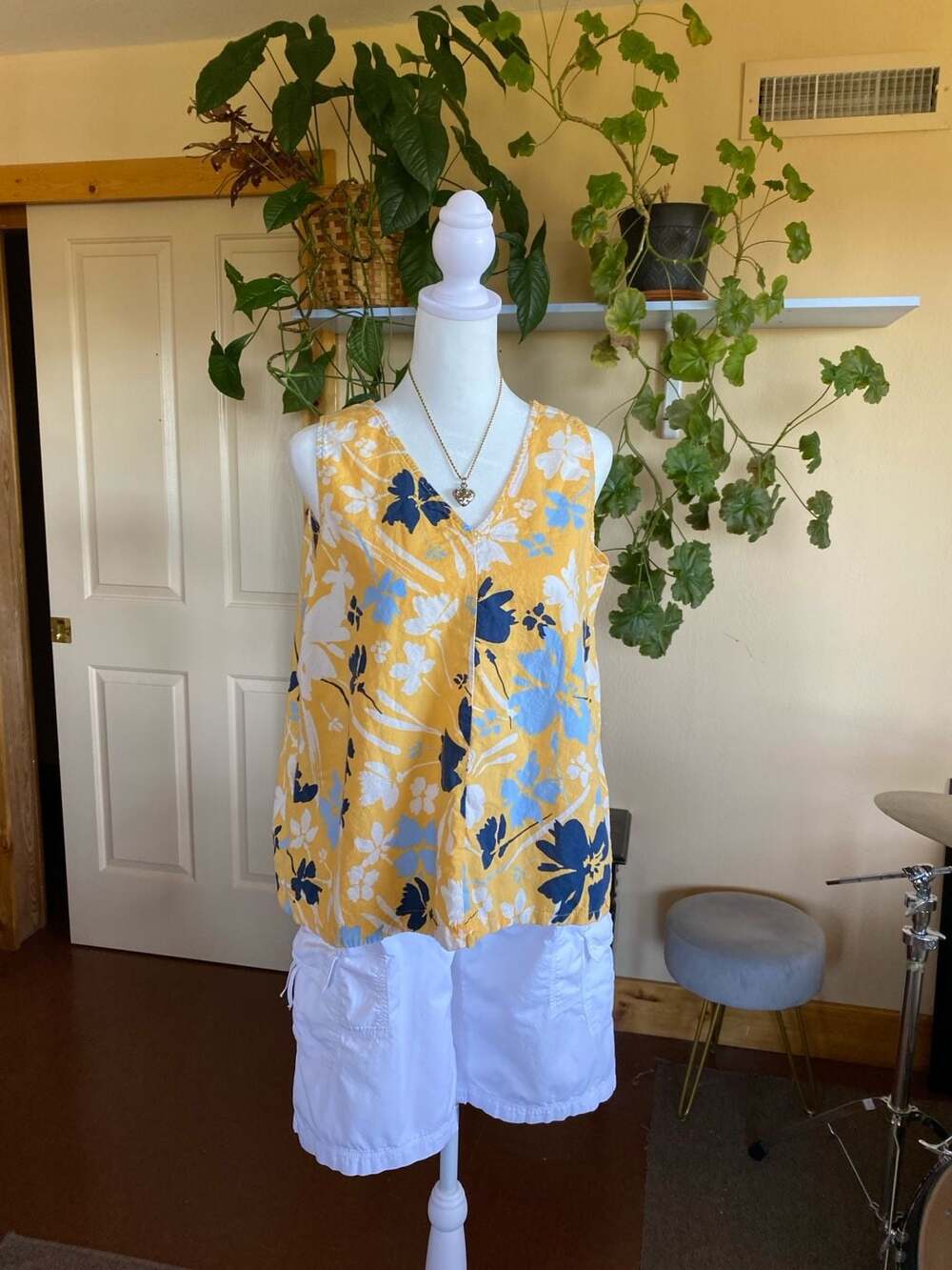 Time and Tru Floral Linen Blend Tank Top Yellow Summer Top L